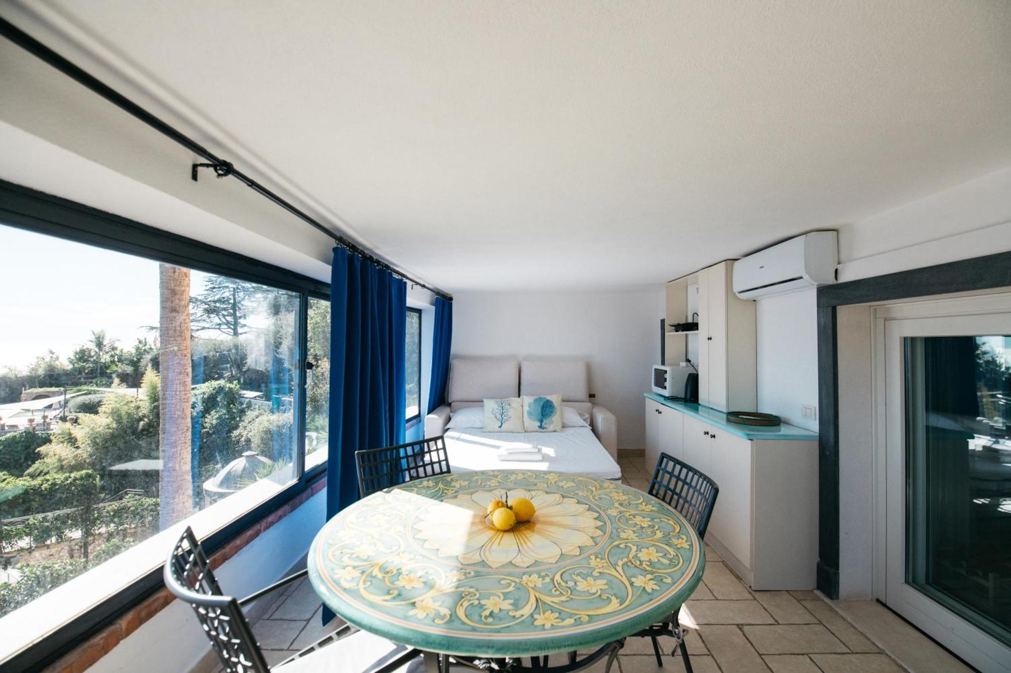 Bayview Apartment - Taormina Holidays エクステリア 写真