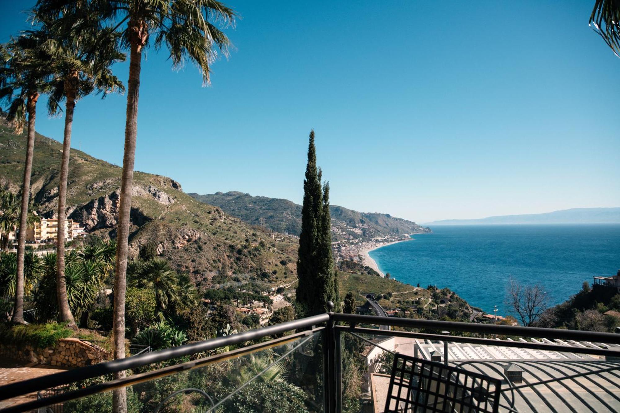 Bayview Apartment - Taormina Holidays エクステリア 写真