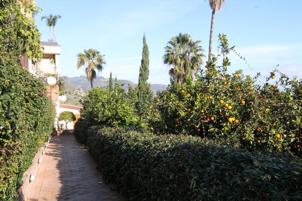 Bayview Apartment - Taormina Holidays エクステリア 写真